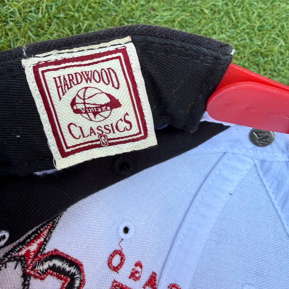 47 Brand Chicago Bulls Hardwood Classics Snapback Hat Red White Black One Size - Picture 7 of 8